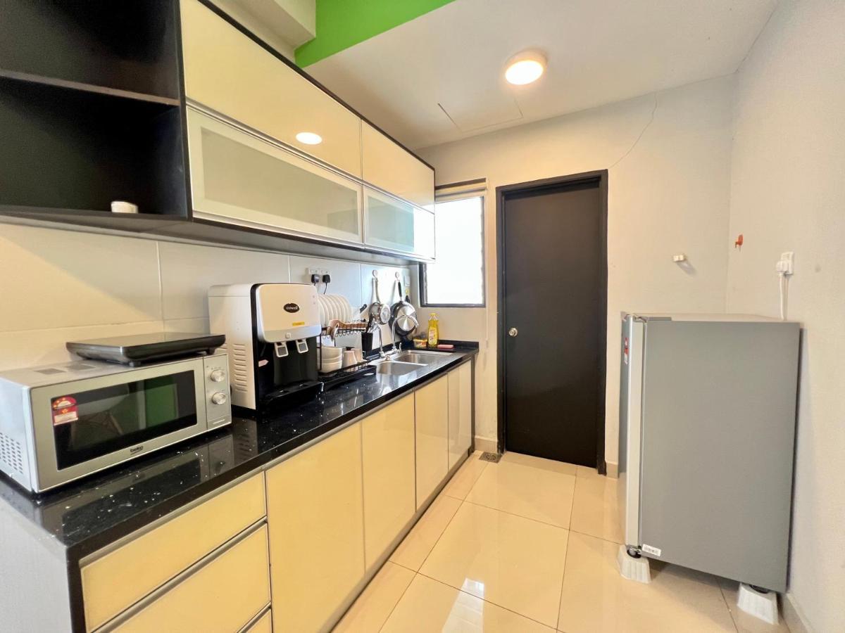 Riverview 8Pax 2Br In Kbtown Ps4, Netflix A-1-12 Kota Bahru Luaran gambar